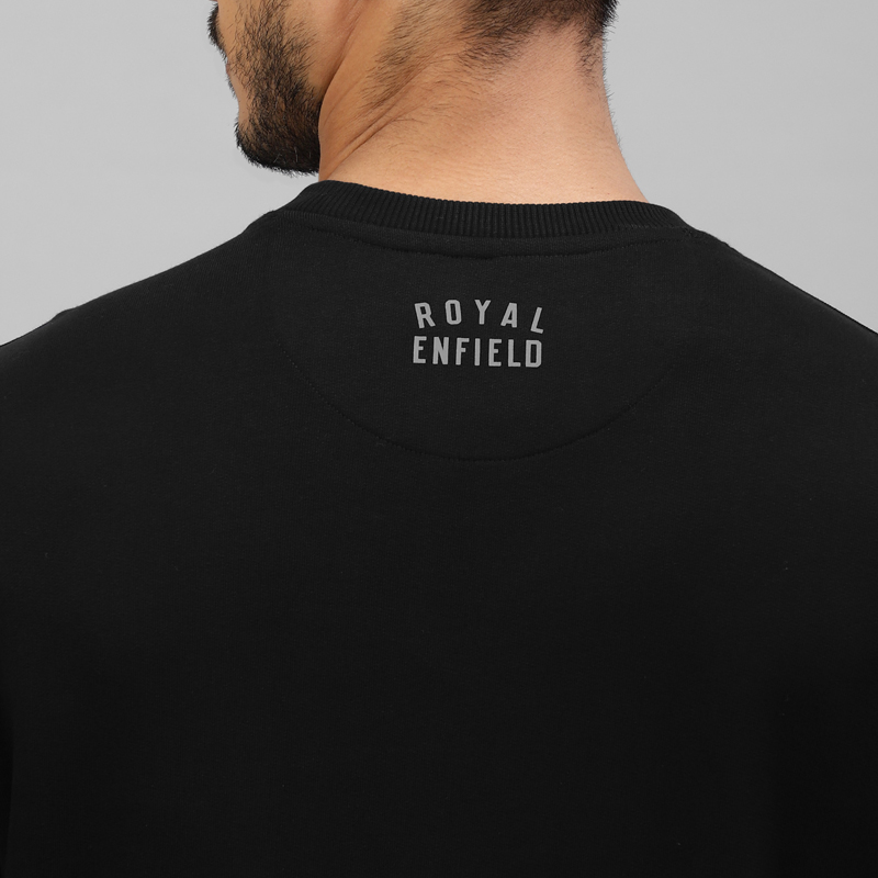 로얄 스몰 로고 블랙 티셔츠-1